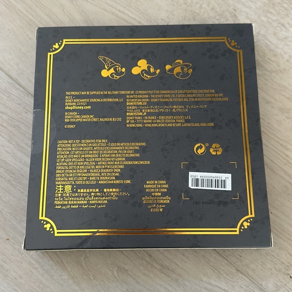 Disneyland special Edition Keys - Picture 2 of 2